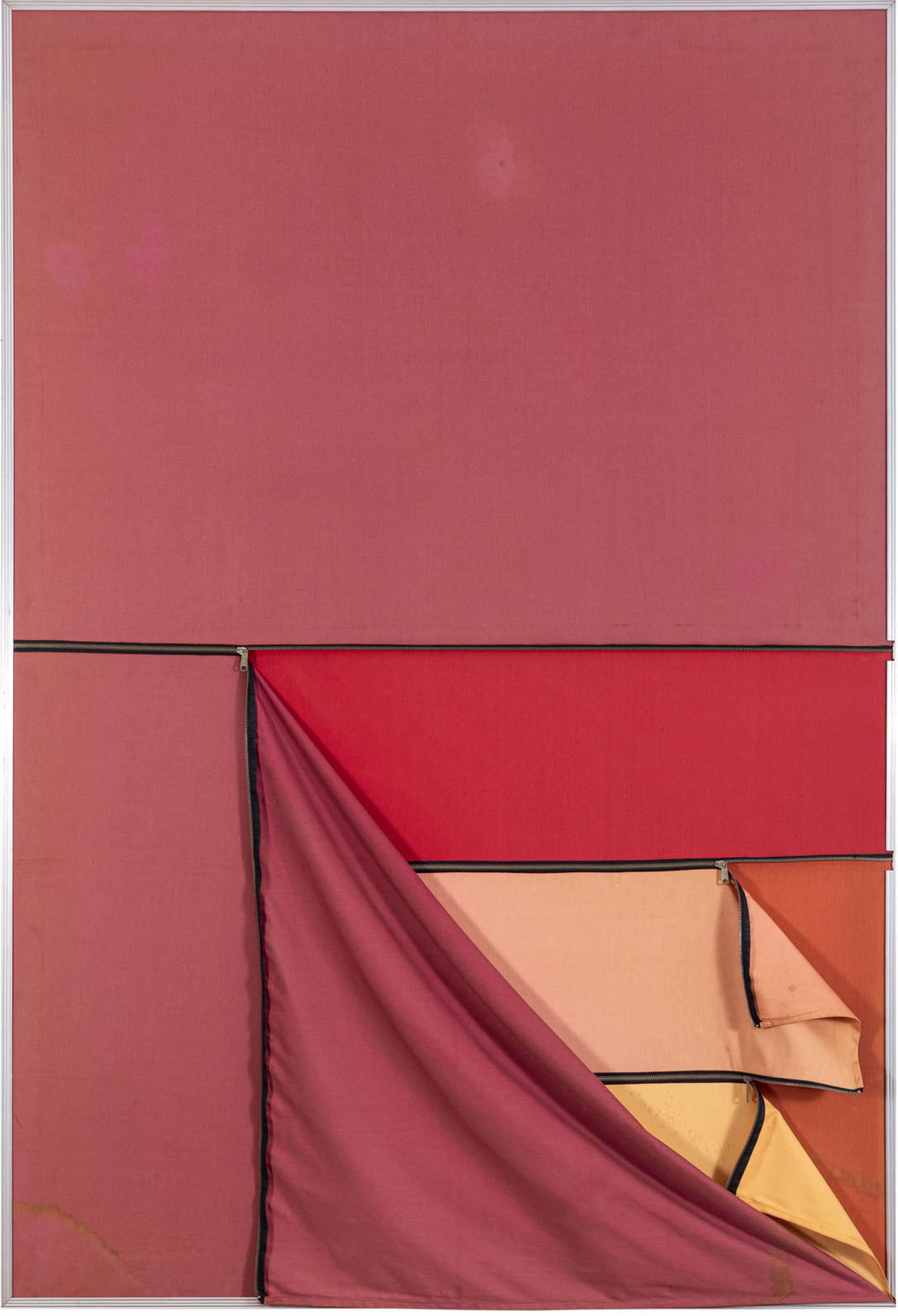 Nelson Leirner - Homenagem a Fontana II, 1967, tecido e ziper, 181 x 124 cm