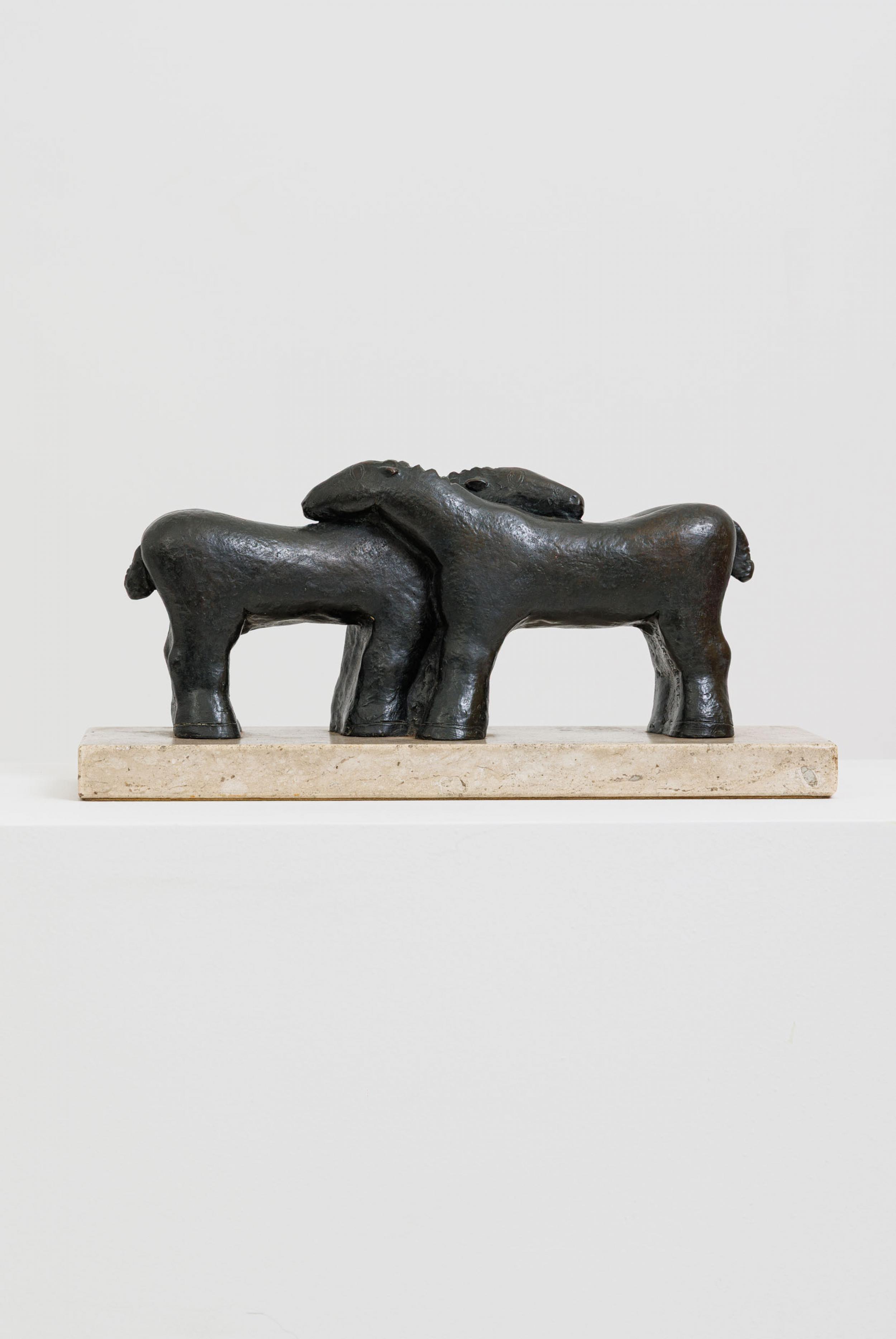 Victor Brecheret - Cavalos, escultura em bronze, 20 x 41,5 x 15 cm