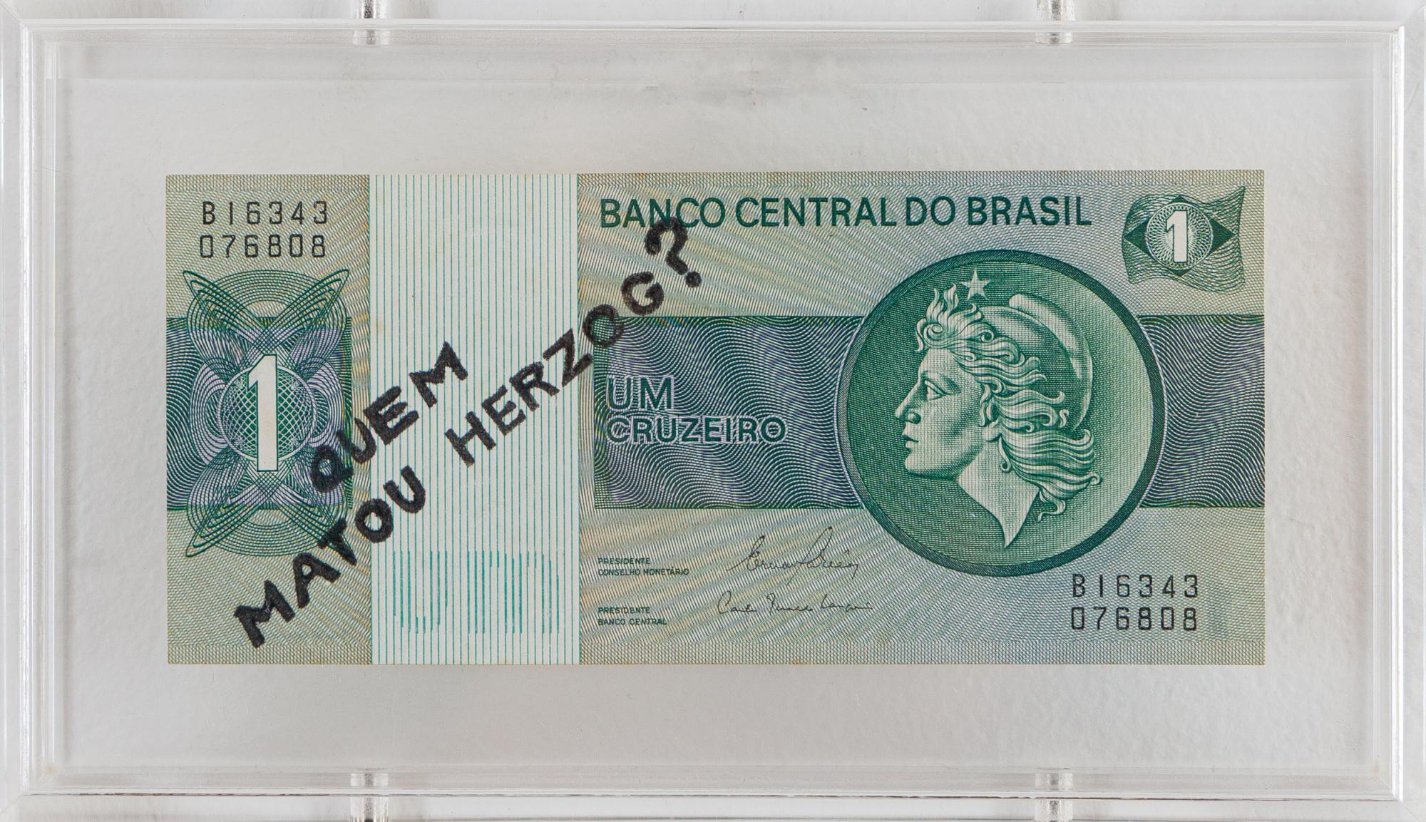 Cildo Meireles - QUEM MATOU HERZOG?, 1976, cédula carimbada, 6,5 x 14,5 cm