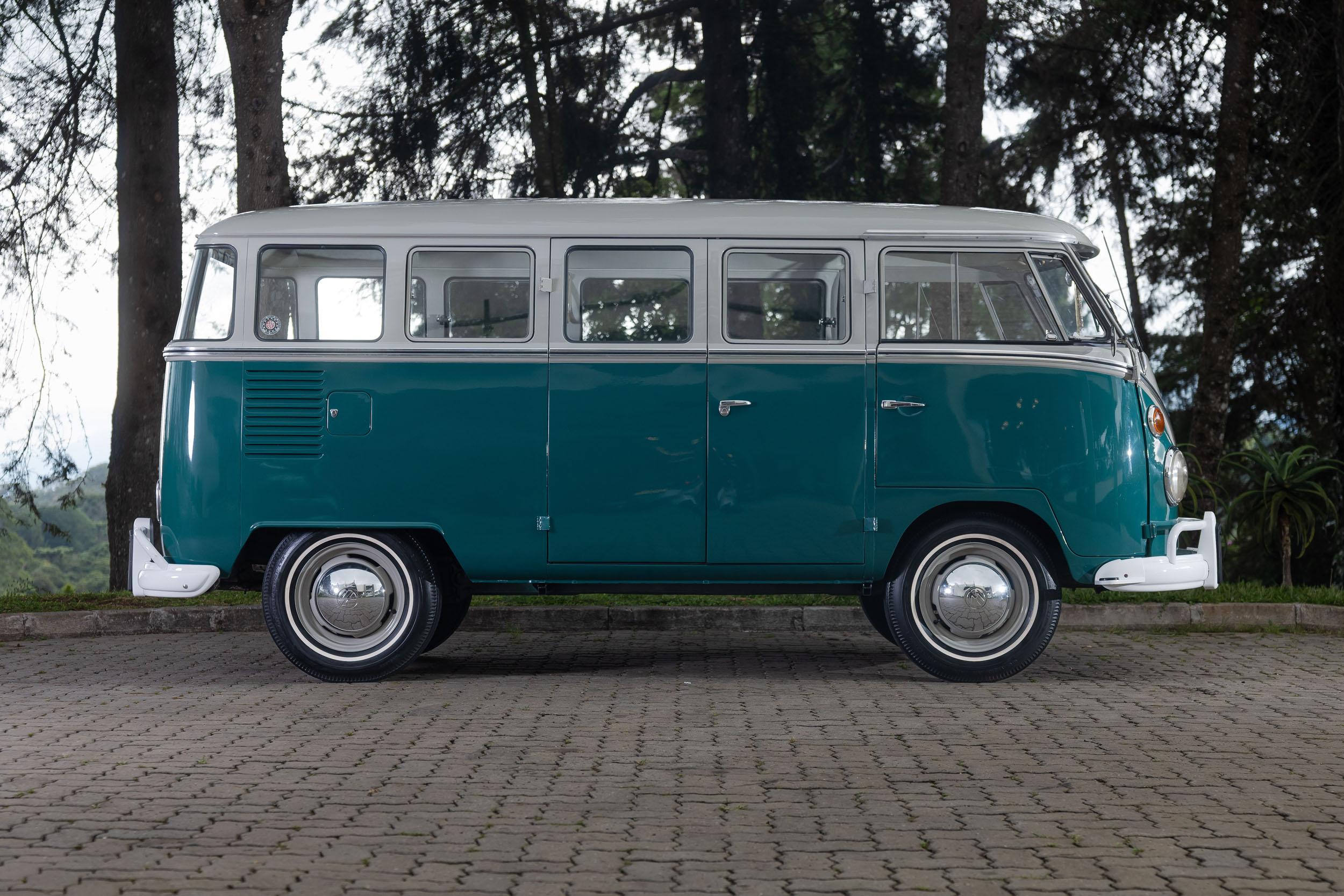 VOLKSWAGEN - KOMBI, 1965