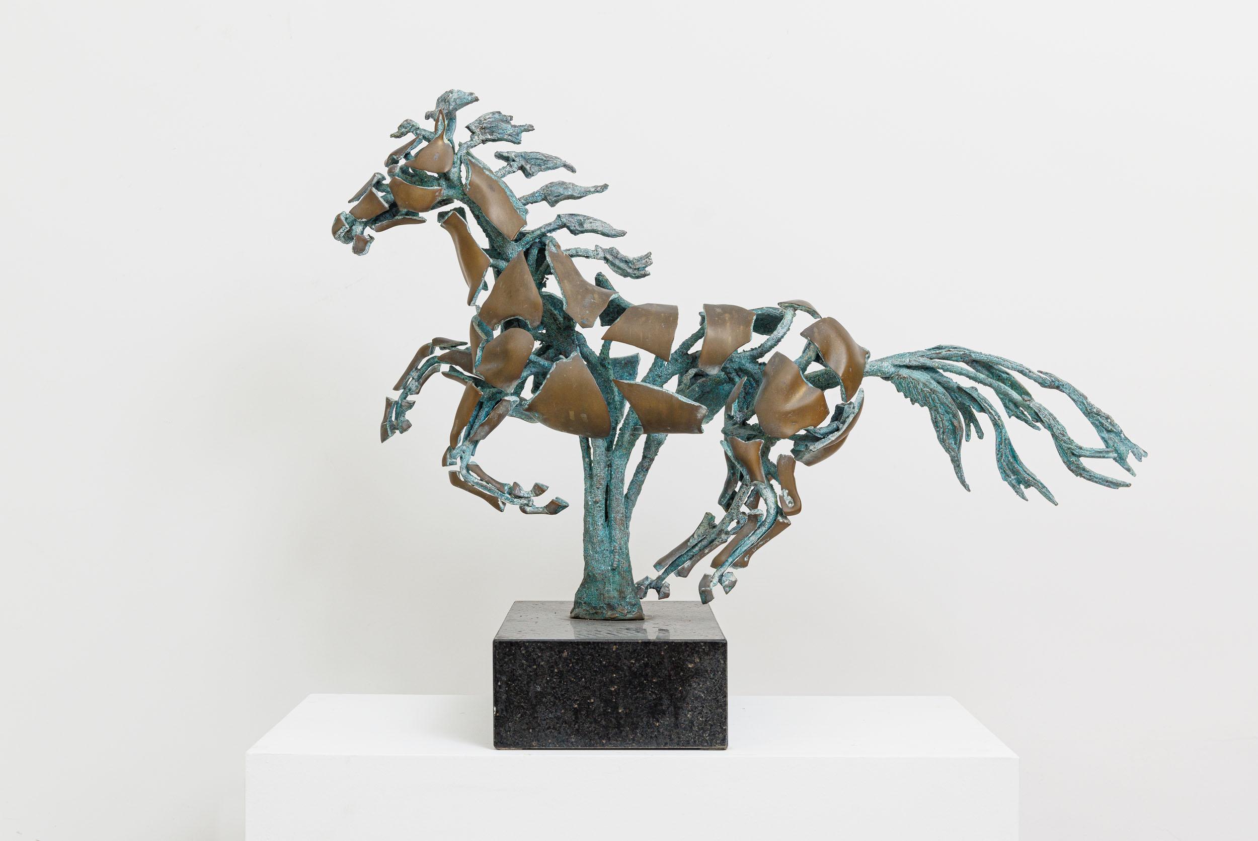 Cassio Lazaro - Sem título, 1997, 04/15, escultura em bronze, 66 x 90 x 40 cm (com a base)
