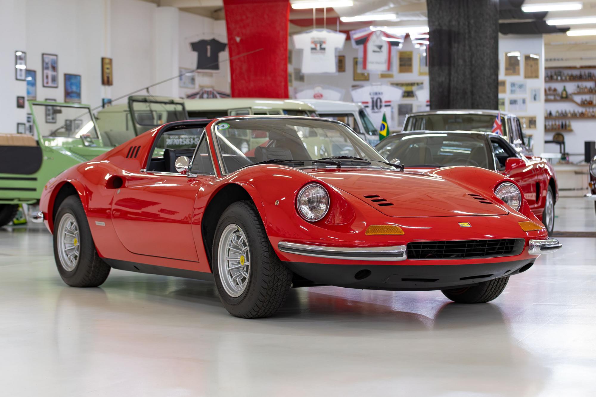 Ferrari - Dino GTS Chairs & Flares, 1974