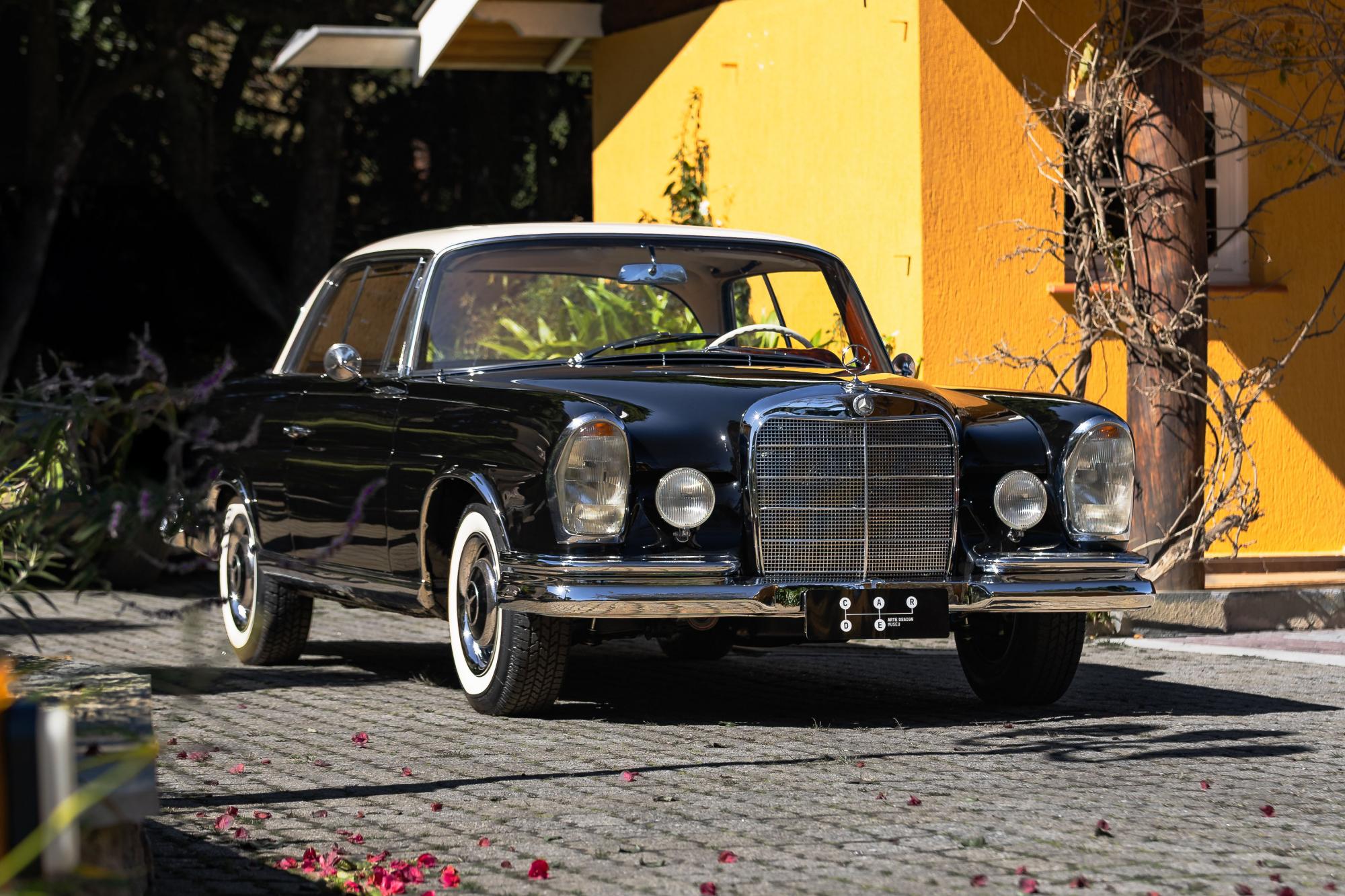 Mercedes-Benz - 220 SE Coupé - 1963 - Preto